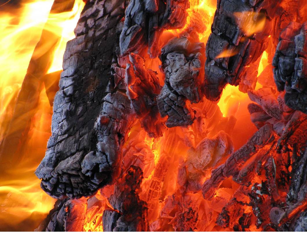 Yanan Gerçekten Ne?