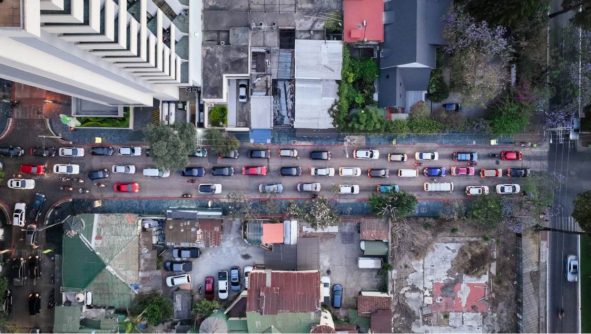 Gerçek Maliyet, Satış Fiyatı Ve Serbest Ekonomi İlişkisi Üzerine  